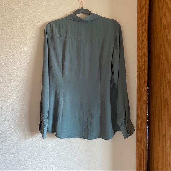 Gap Green Button Down Work Shirt - Picture 3 of 6